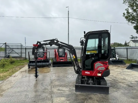 Мини экскаватор QUADTRAC EX22U PRO