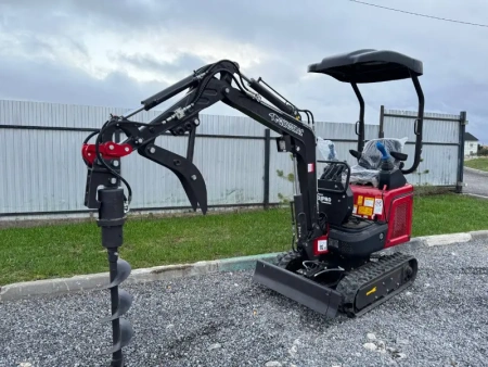 Мини экскаватор QUADTRAC E13PRO