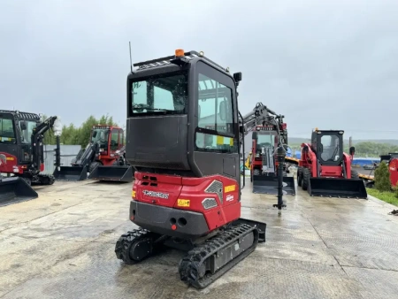 Мини экскаватор QUADTRAC EX22U PRO