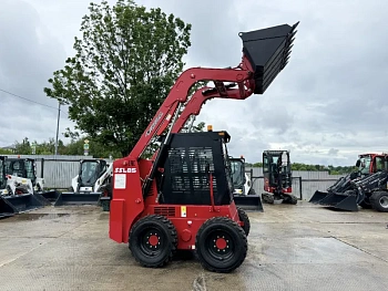 Погрузчик с бортовым поворотом QUADTRAC SSL85