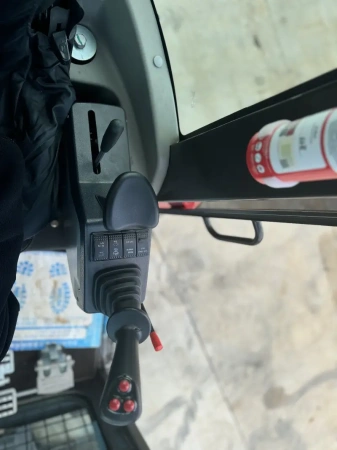 Мини экскаватор QUADTRAC EX40 PRO