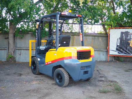 Бензиновый вилочный погрузчик MITSUBI FG20T